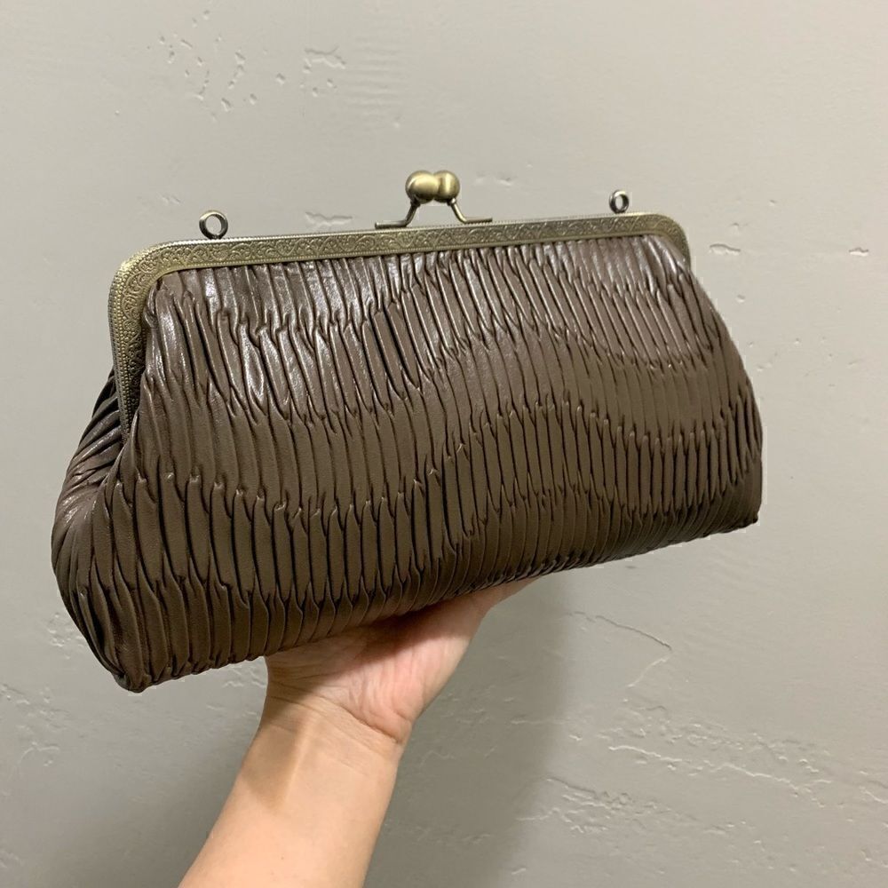 Brownish Pleated Genuine Leather Handmade Retro Kisslock Clutch, Multi Use Purse - Picture 7 of 16